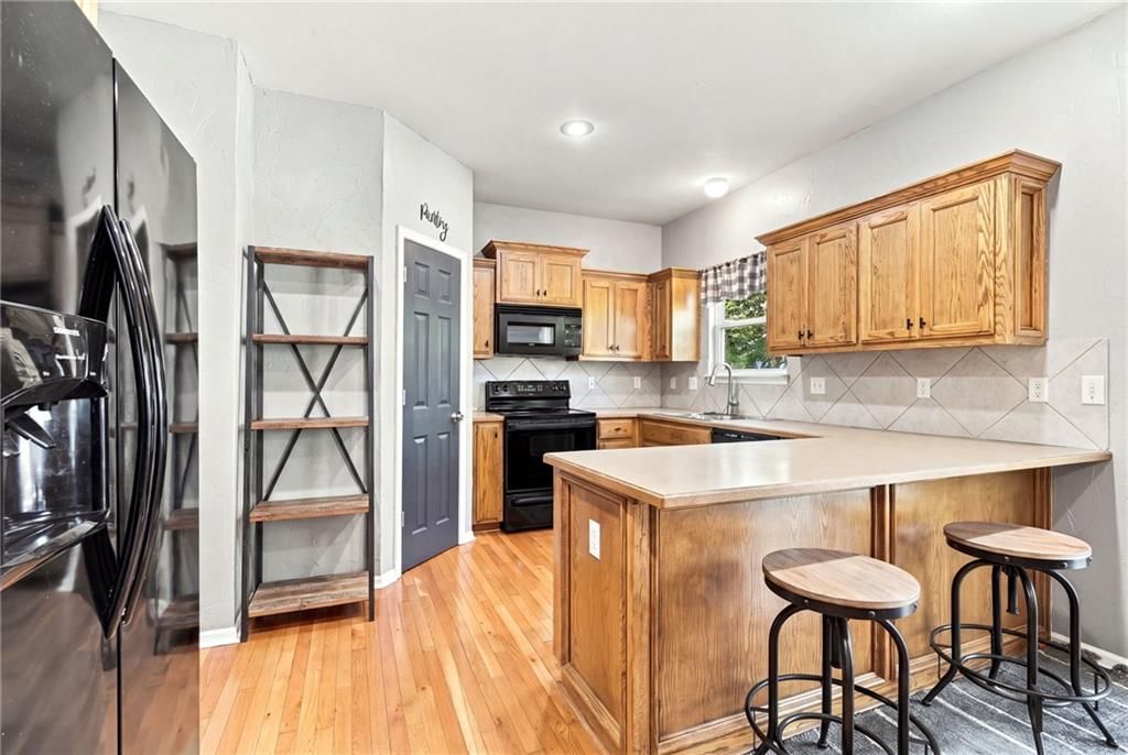 Photo 19 of 40 - 372 W Madison Street, Gardner, KS 66030
