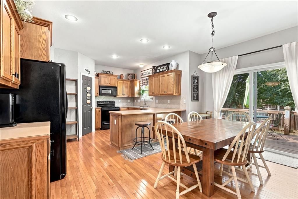 Photo 13 of 40 - 372 W Madison Street, Gardner, KS 66030