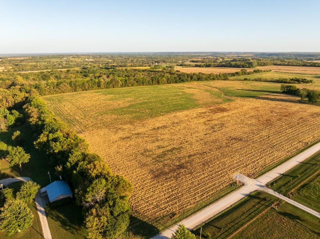 Photo 25 of 28 - S Van Meter Road