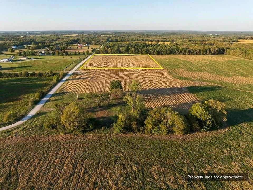 Photo 27 of 28 - S Van Meter Road