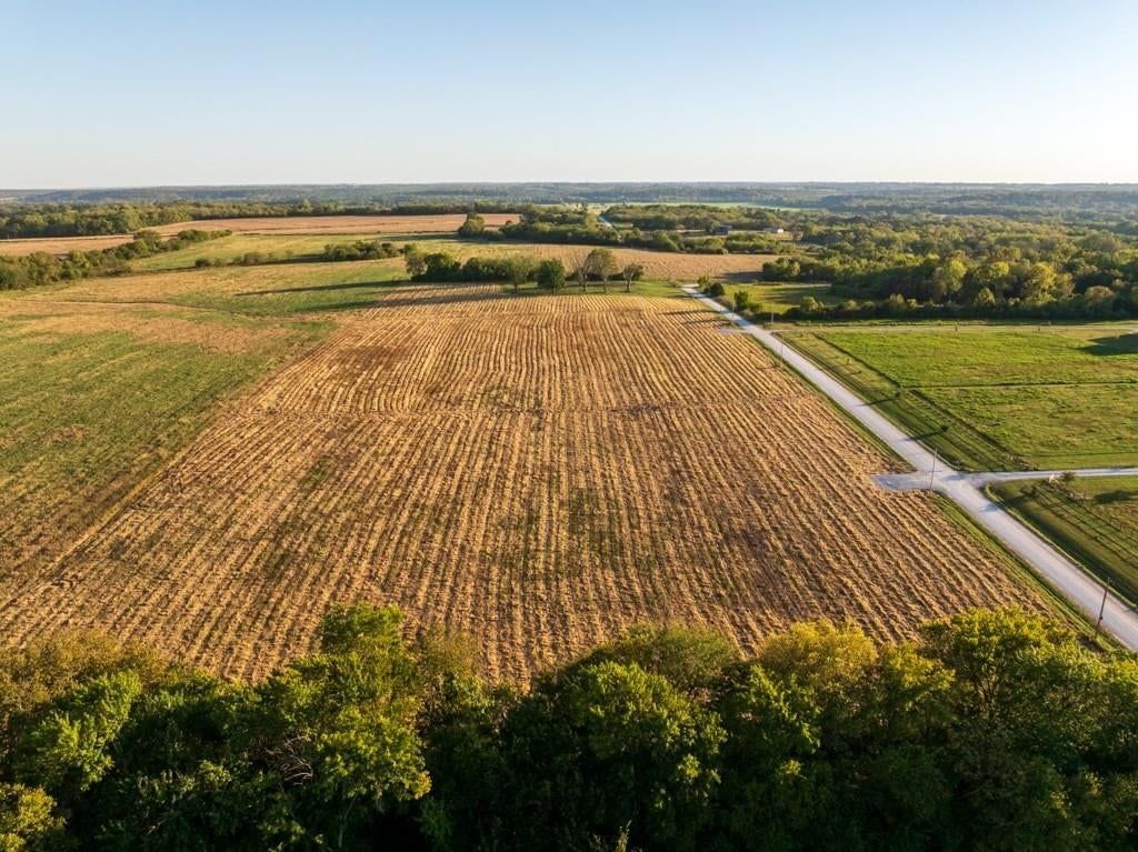 Photo 15 of 28 - S Van Meter Road
