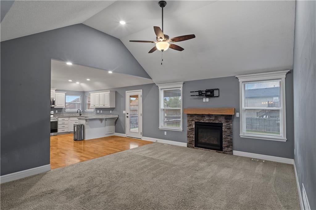 1907 N 162nd Terrace, Basehor, KS
