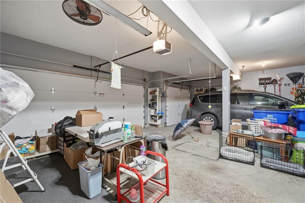Attached garage at 2252 SW Morris Drive, Lee's Summit, MO 64082