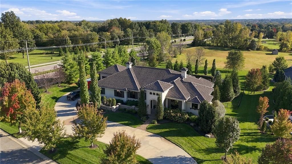 10303 W 156th Terrace, Overland Park, KS