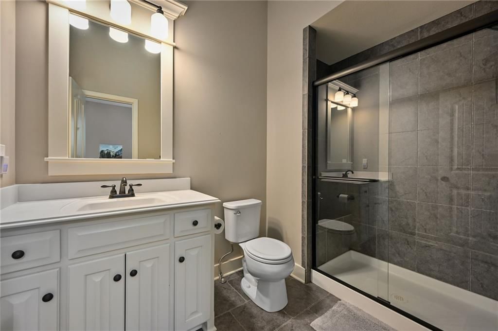 Photo 30: walk-in shower, 15601 Windsor Street, Overland Park, KS 66224