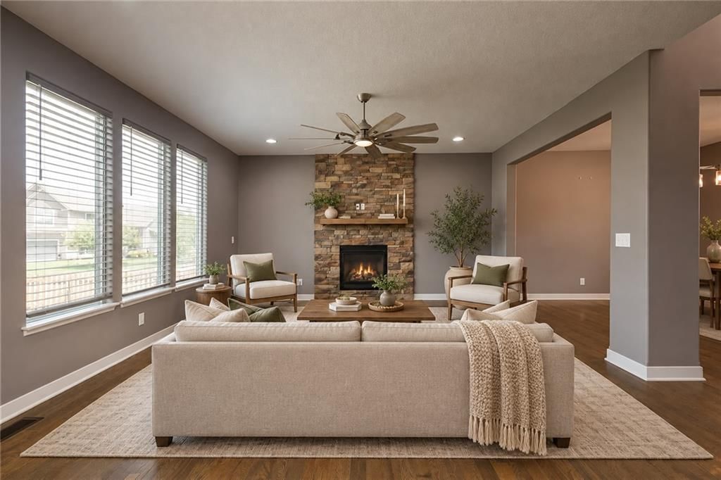 1802 VERBENA Avenue, Greenwood, MO: listing photo 3