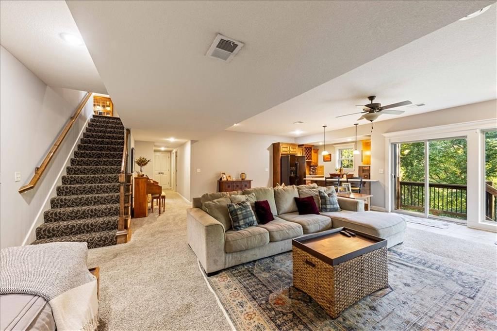 Photo 28 of 42 - 15096 NW 66th Street, Parkville, MO 64152