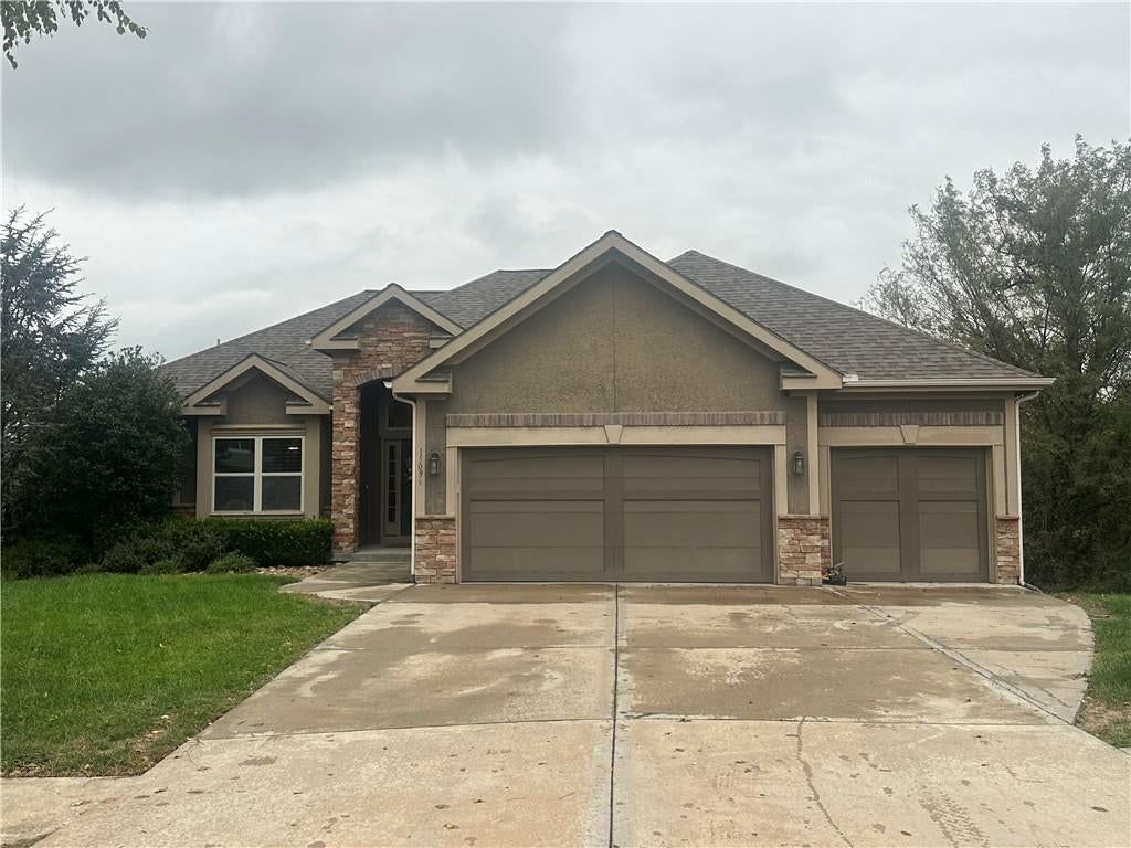 15096 NW 66th Street, Parkville, MO