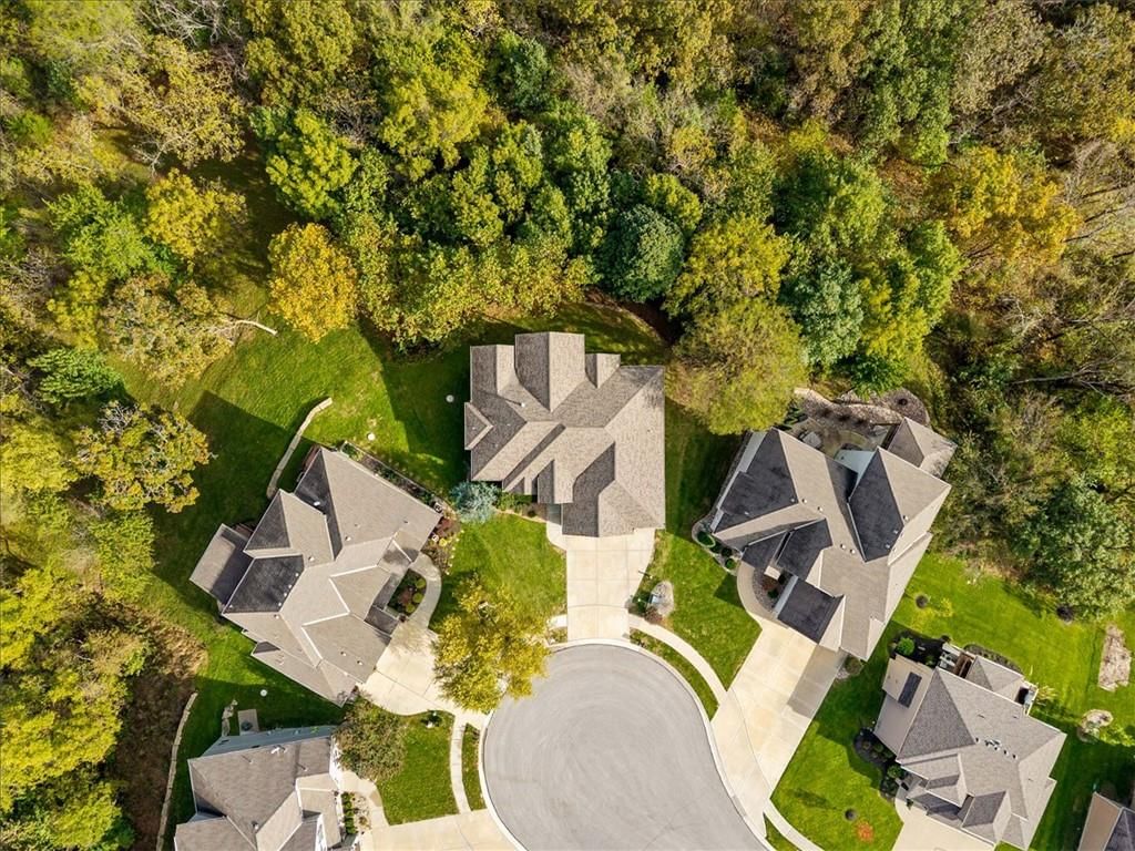 Photo 37 of 42 - 15096 NW 66th Street, Parkville, MO 64152