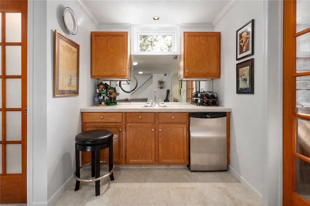 Photo 37 of 54 - 1418 Telford Drive, Liberty, MO 64068