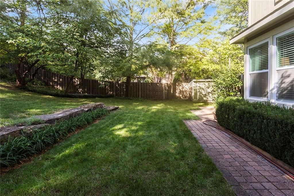 Photo 45 of 54 - 1418 Telford Drive, Liberty, MO 64068