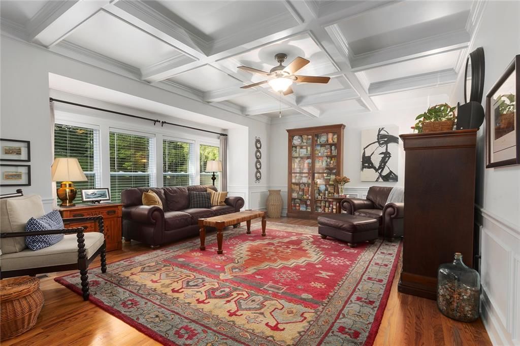 Photo 13 of 54 - 1418 Telford Drive, Liberty, MO 64068