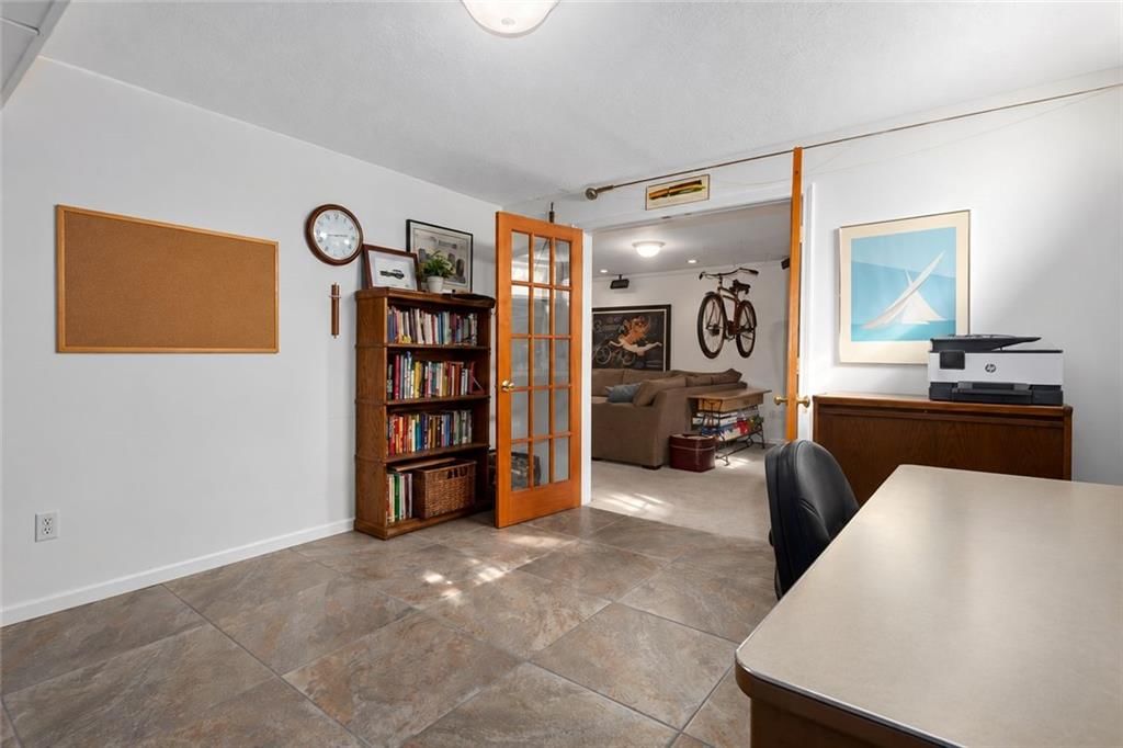 Photo 40 of 54 - 1418 Telford Drive, Liberty, MO 64068