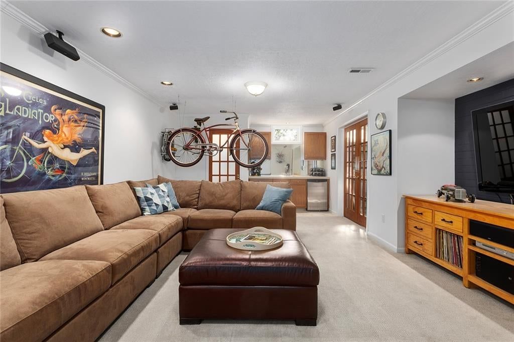 Photo 36 of 54 - 1418 Telford Drive, Liberty, MO 64068