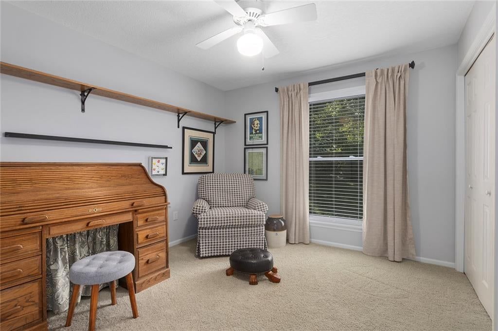 Photo 31 of 54 - 1418 Telford Drive, Liberty, MO 64068