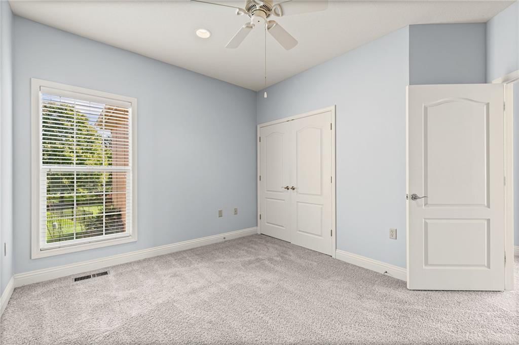 Photo 23 of 47 - 14561 Birch Street #22, Leawood, KS 66224