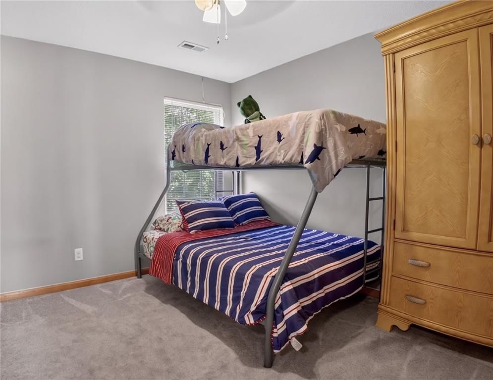 Photo 12 of 21 - 1001 Peggy Drive, Greenwood, MO 64034