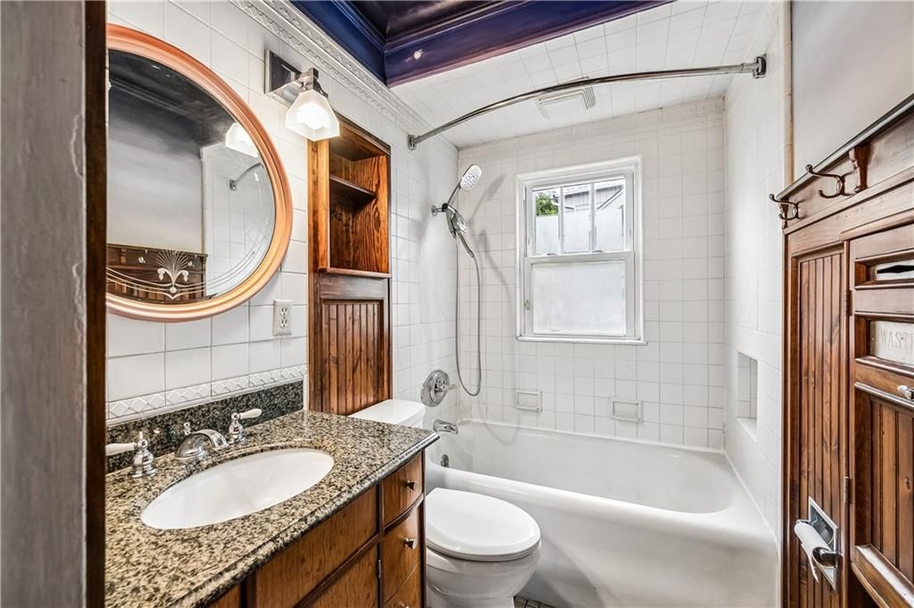 Photo 19 of 30 - 5007 Lydia Avenue, Kansas City, MO 64110
