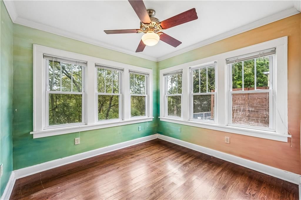 Photo 16 of 30 - 5007 Lydia Avenue, Kansas City, MO 64110