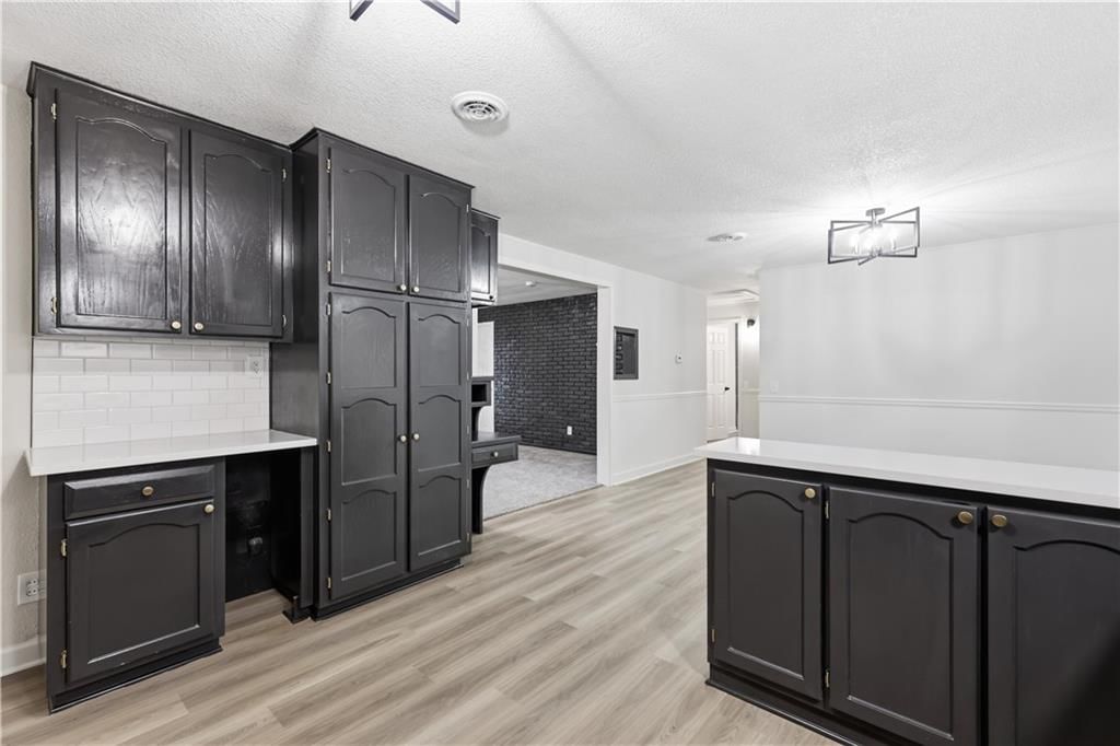 Photo 13 of 25 - 702 SW Locust Street, Oak Grove, MO 64075