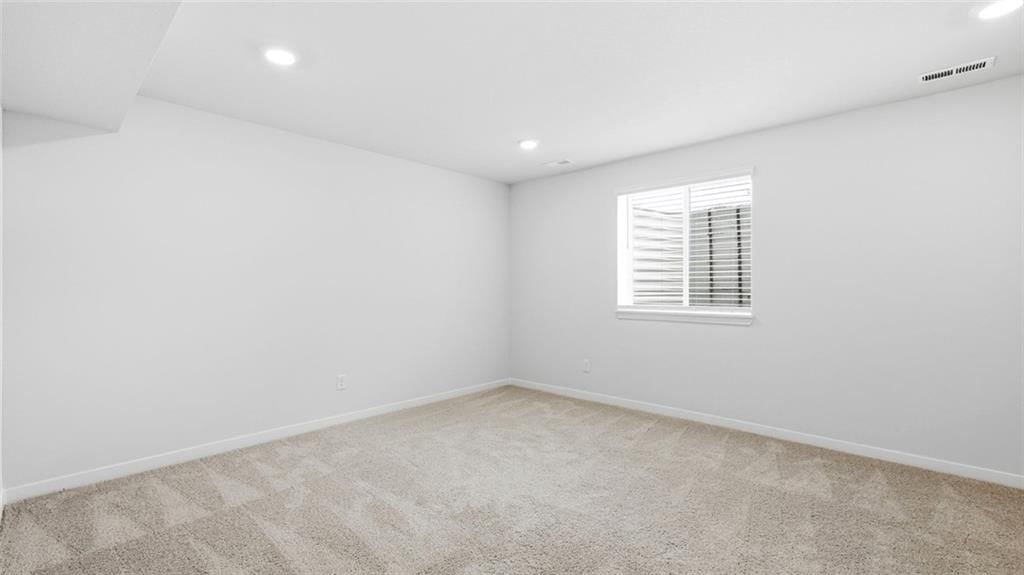 Photo 40 of 44 - 710 N 86th Terrace, Kansas City, KS 66112