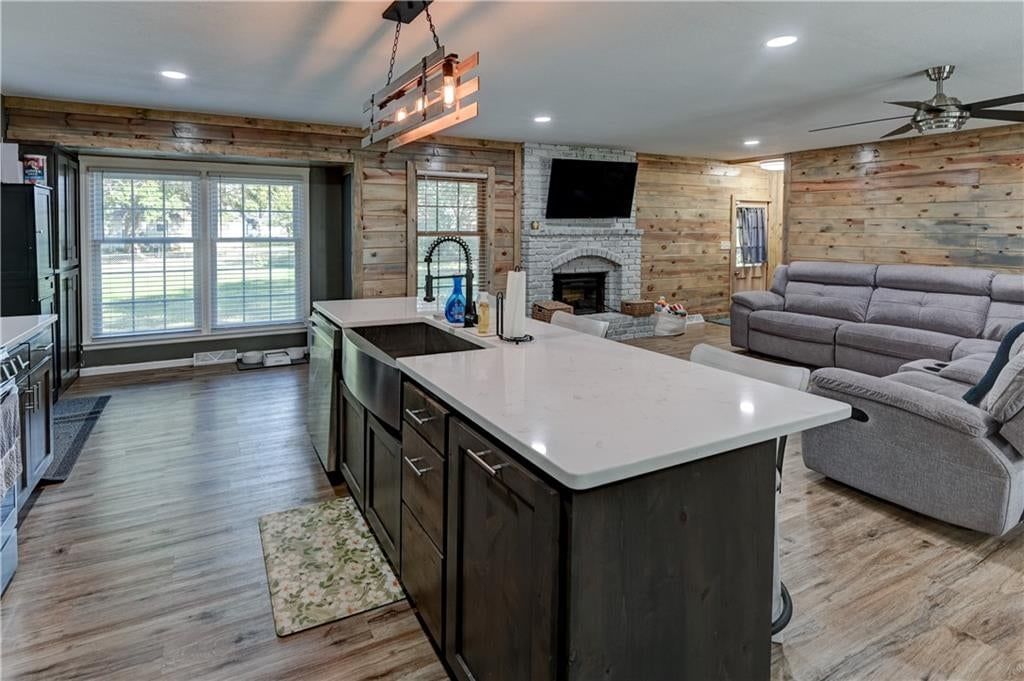 Photo 14 of 32 - 213 Johnson Street, Buckner, MO 64016