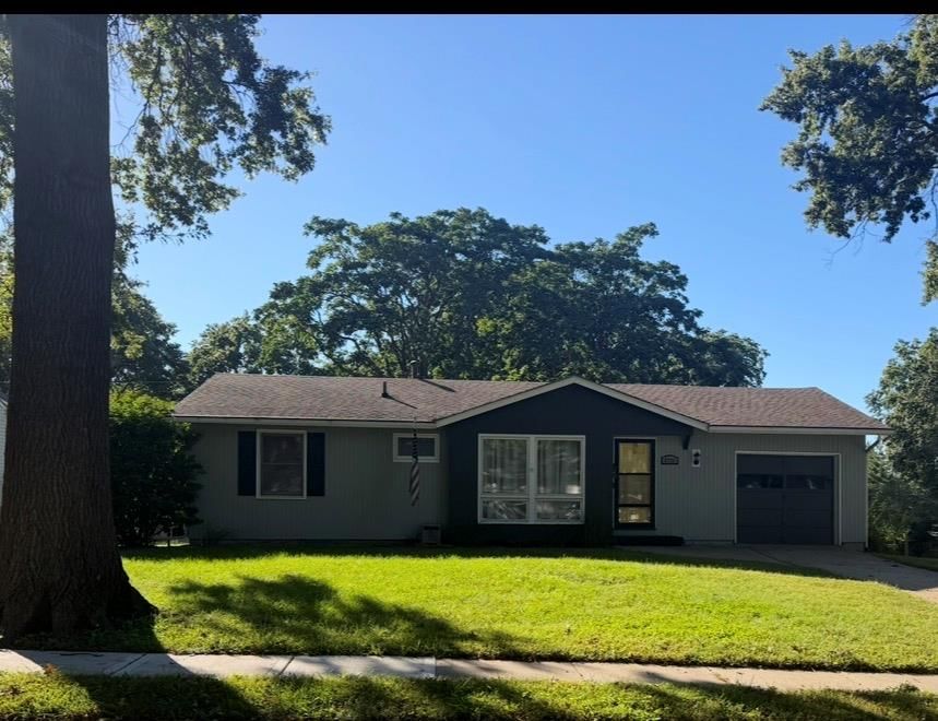 8726 Melrose Street, Overland Park, KS