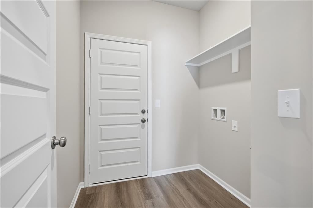 Photo 16 of 25 - 20373 W 195th Street, Spring Hill, KS 66083