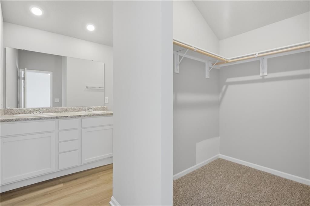 Double vanity and white vanity at 20373 W 195th Street, Spring Hill, KS 66083