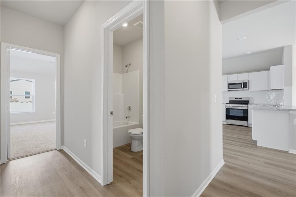 Photo 17 of 25 - 20373 W 195th Street, Spring Hill, KS 66083