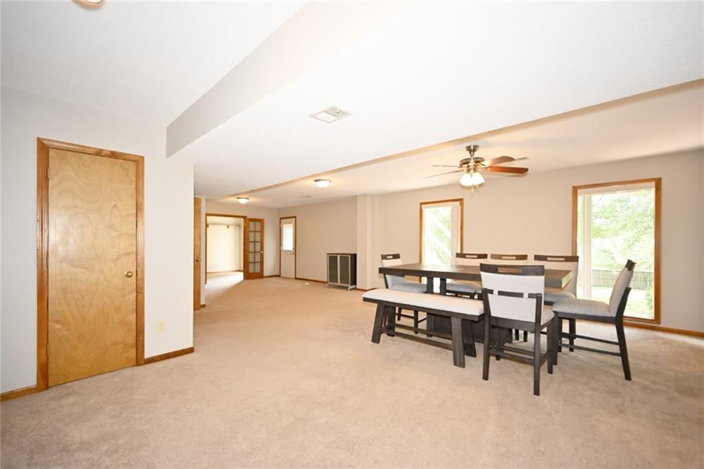Photo 31 of 41 - 8516 N Winan Avenue, Kansas City, MO 64153