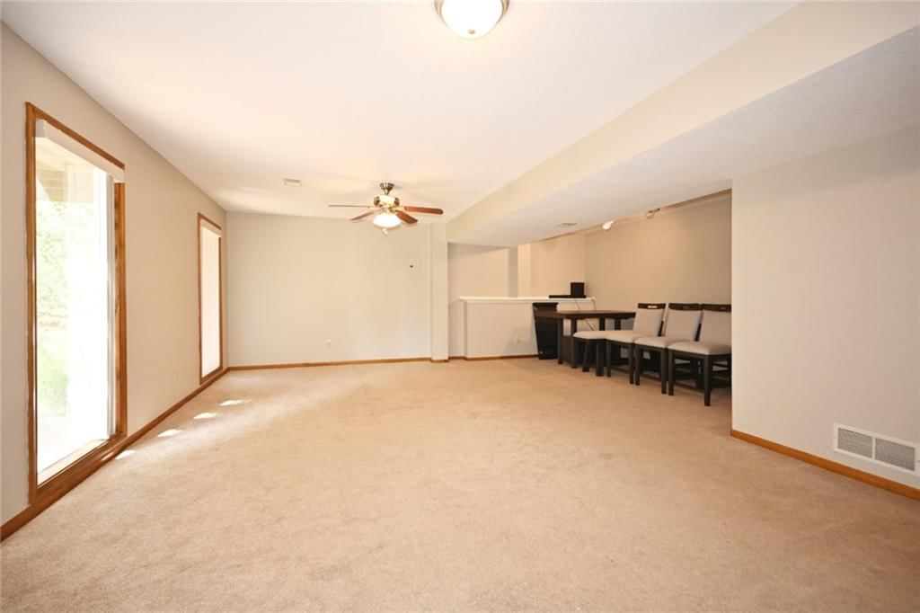 Photo 29 of 41 - 8516 N Winan Avenue, Kansas City, MO 64153