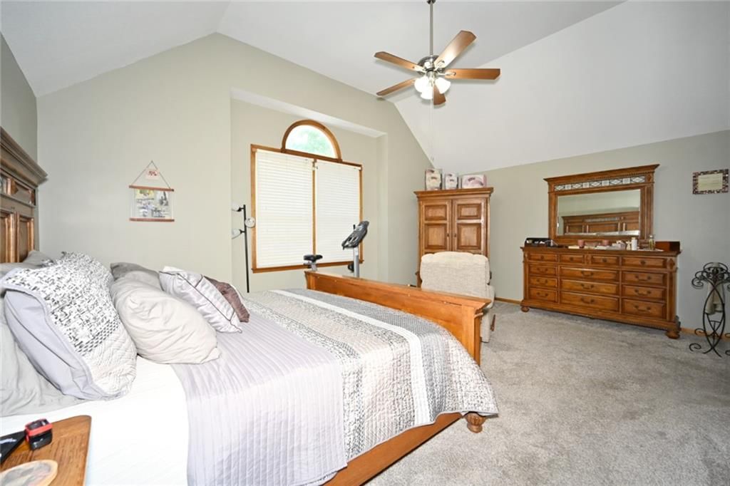 Photo 22 of 41 - 8516 N Winan Avenue, Kansas City, MO 64153