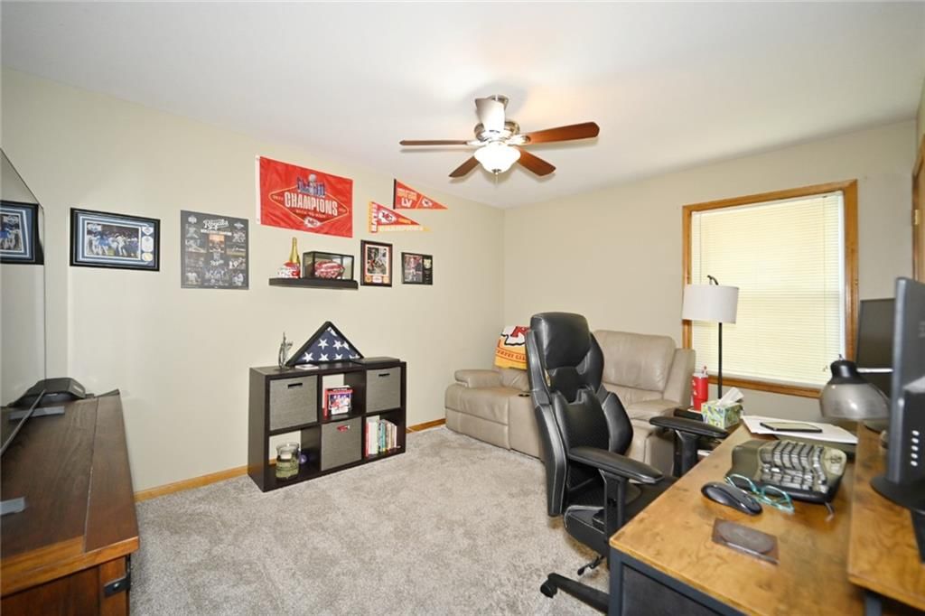 Home office at 8516 N Winan Avenue, Kansas City, MO 64153