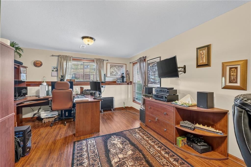 Home office at 2510 N 111th Terrace, Kansas City, KS 66109