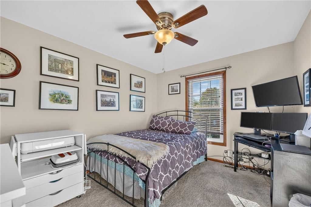Carpet at 2510 N 111th Terrace, Kansas City, KS 66109