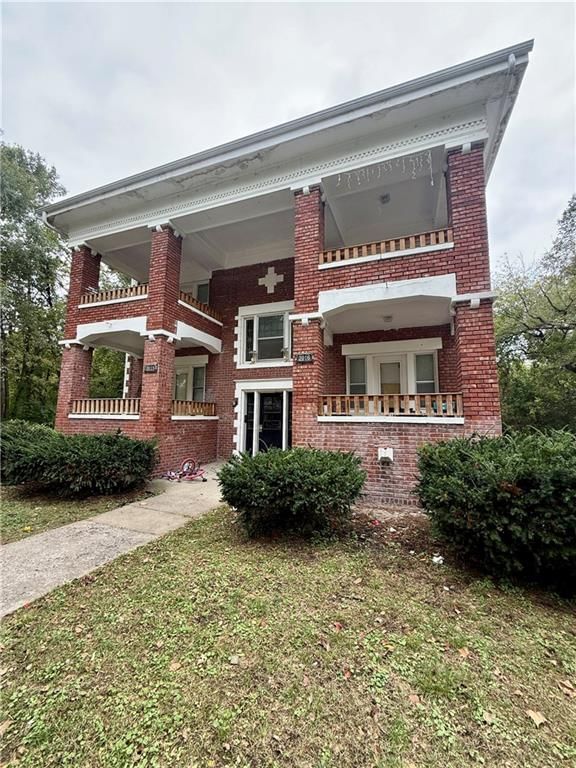 3016 Olive Street, Kansas City, MO: listing photo 3