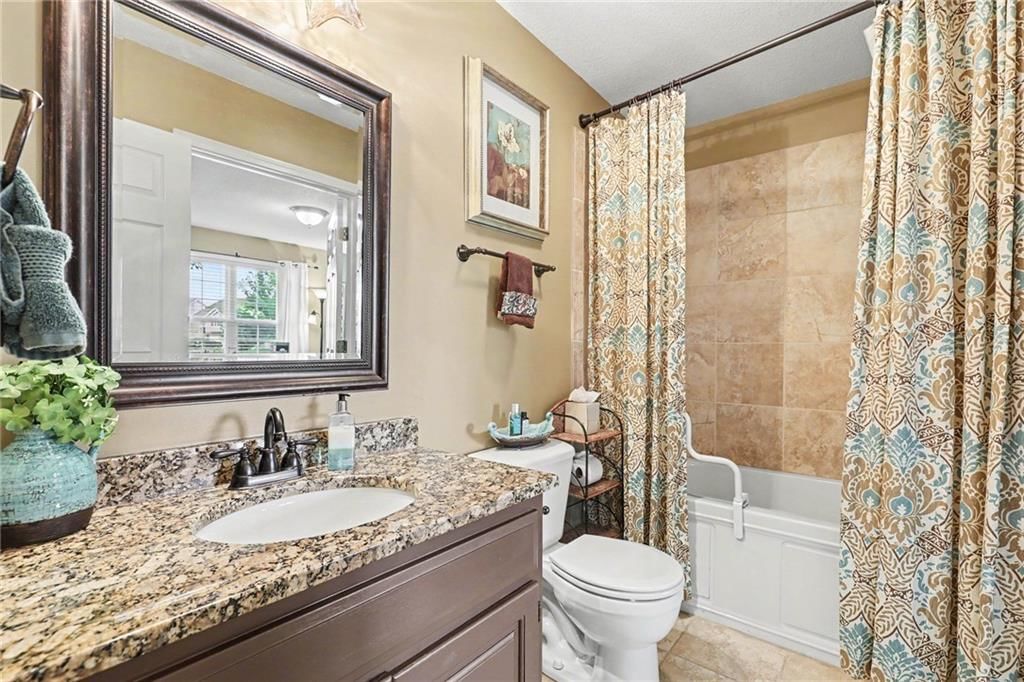 Photo 20 of 31 - 3213 Devonshire Drive, Platte City, MO 64079