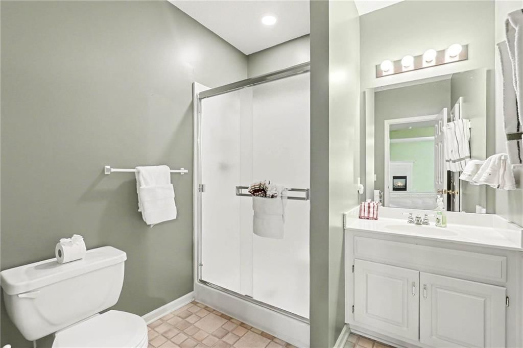 Photo 24 of 31 - 3213 Devonshire Drive, Platte City, MO 64079