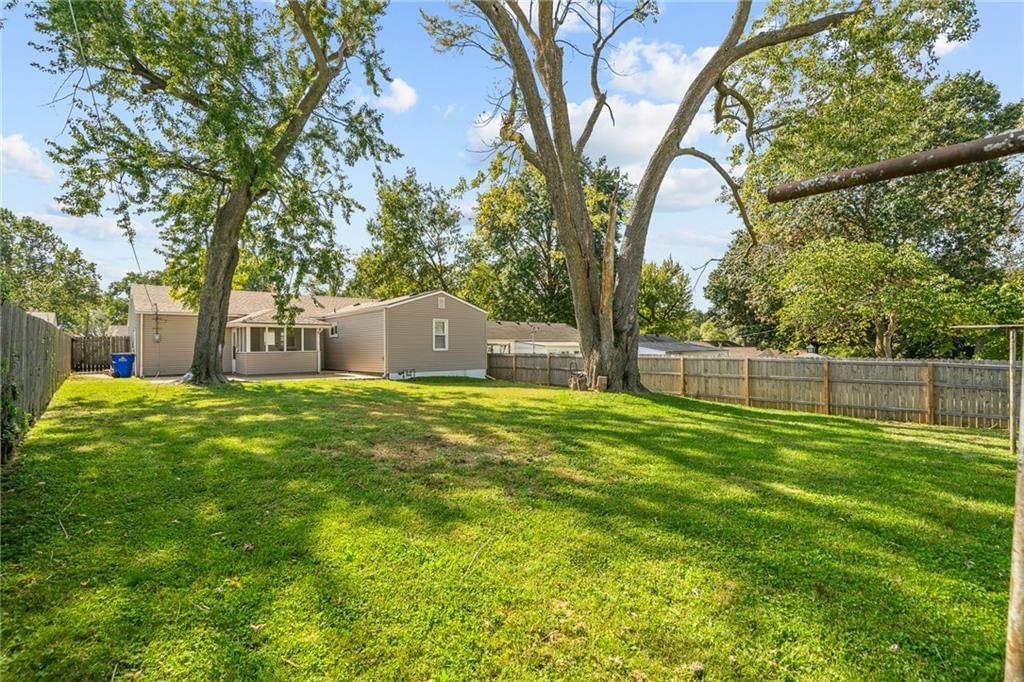 Photo 26 of 27 - 2404 NE 60TH Street, Gladstone, MO 64118