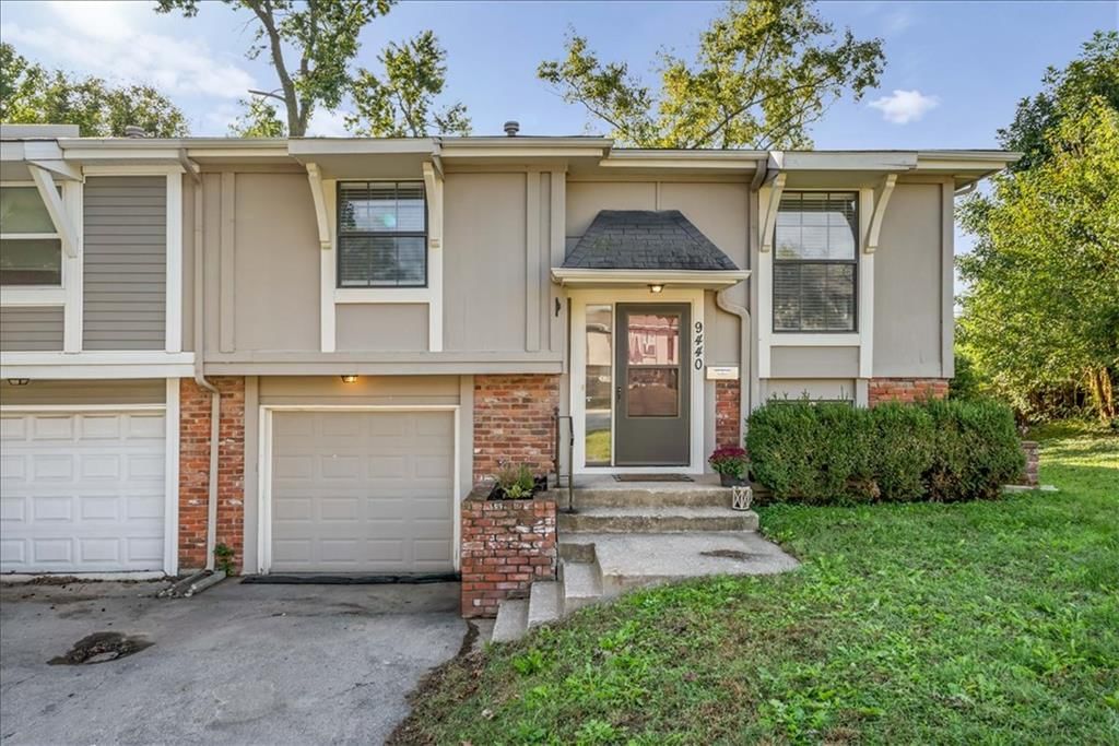 9440 Goddard Street, Overland Park, KS