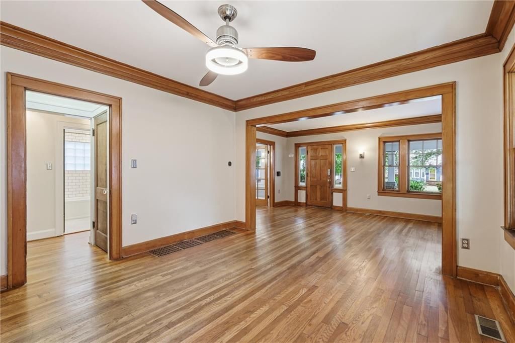 Photo 15 of 61 - 7516 Locust Street, Kansas City, MO 64131