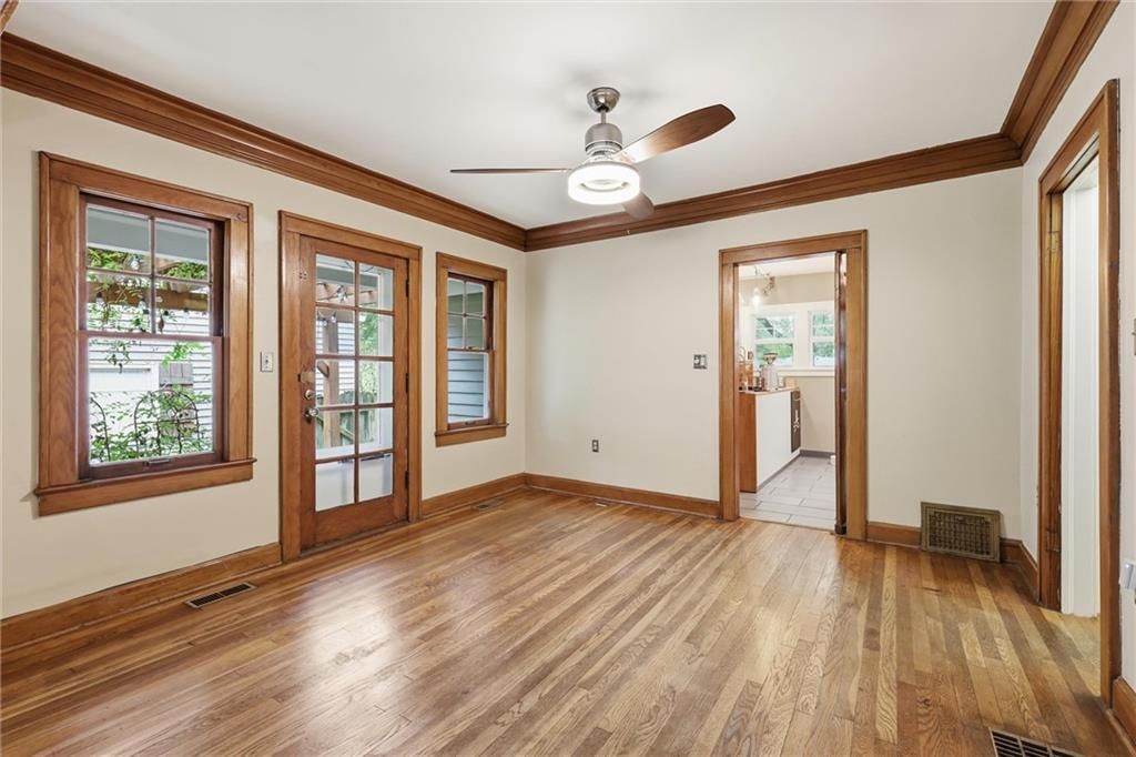 Photo 19 of 61 - 7516 Locust Street, Kansas City, MO 64131
