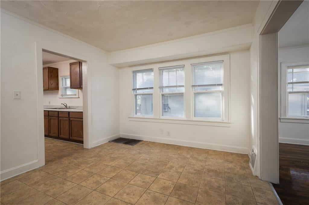 Photo 10 of 34 - 1951 N 28th Street, Kansas City, KS 66104