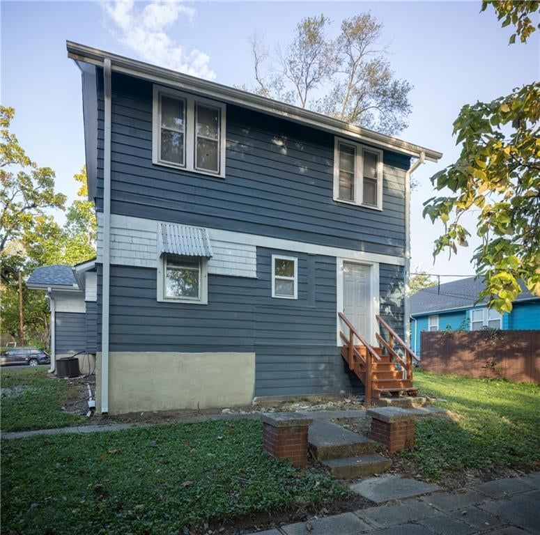 Photo 29 of 34 - 1951 N 28th Street, Kansas City, KS 66104