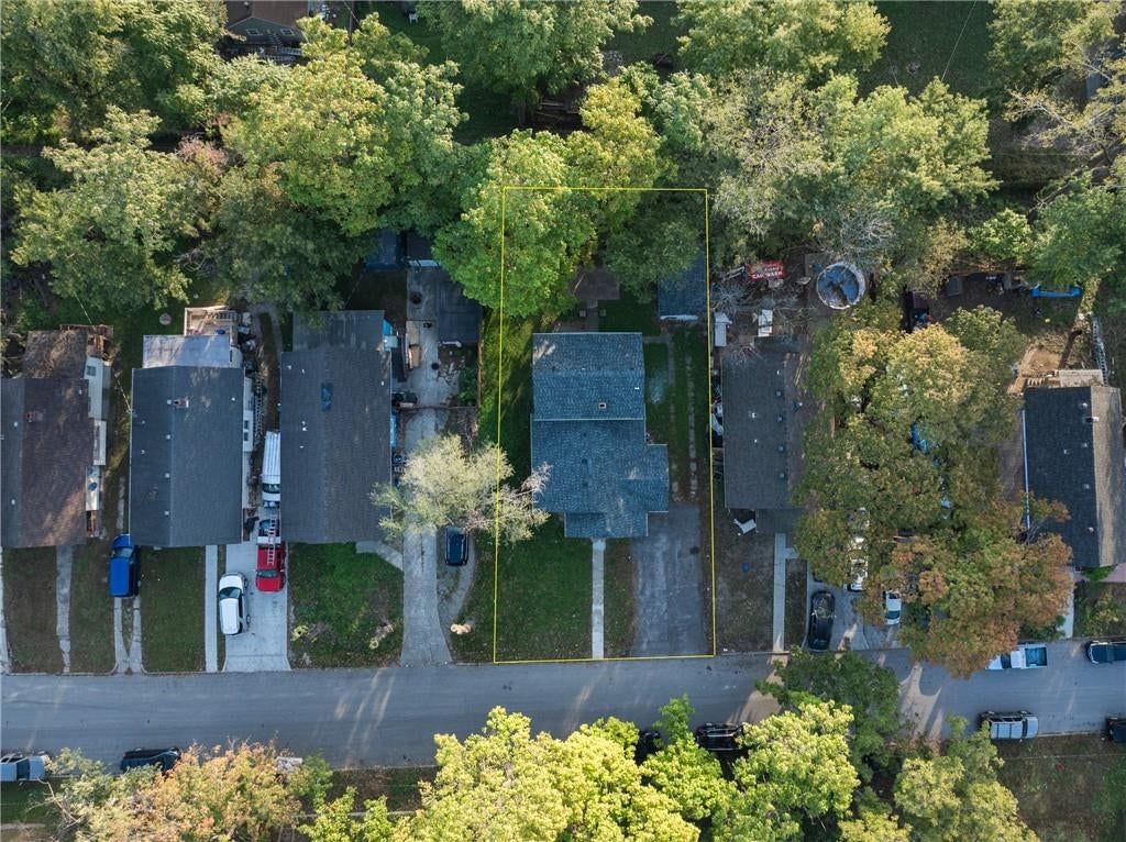 Photo 33 of 34 - 1951 N 28th Street, Kansas City, KS 66104