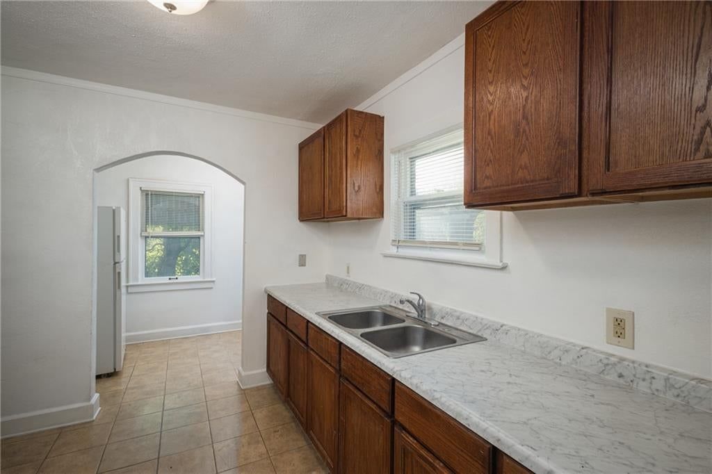 Photo 12 of 34 - 1951 N 28th Street, Kansas City, KS 66104