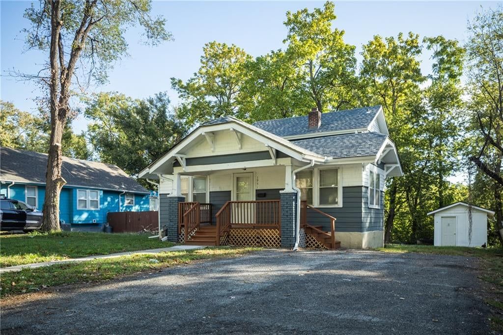 1951 N 28th Street, Kansas City, KS: listing photo 2