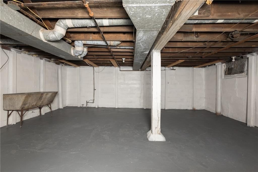 Photo 24 of 34 - 1951 N 28th Street, Kansas City, KS 66104
