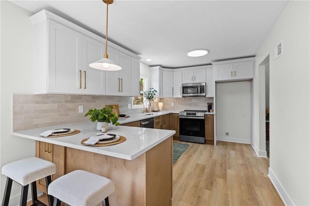 2400 N 73rd Place, Kansas City, KS